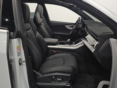 2025 AUDI Q8 thumbnail 13