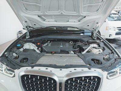 2025 BMW X4 — миниатюра 56