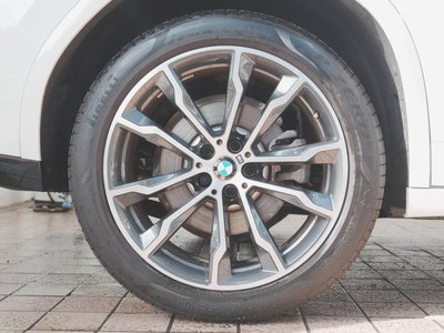2025 BMW X4 — миниатюра 58