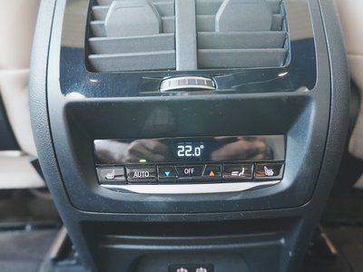 2025 BMW X4 — миниатюра 54