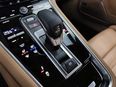 PORSCHE PANAMERA - 9