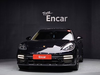 PORSCHE PANAMERA - 2