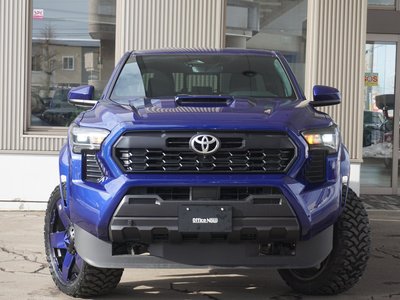 TOYOTA TACOMA - 4
