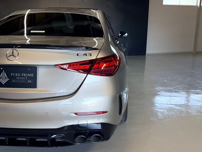 صورة 9 لـ 2023 Mercedes-BENZ C-CLASS AMG