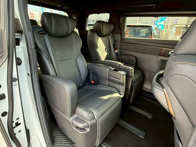 TOYOTA ALPHARD - 6