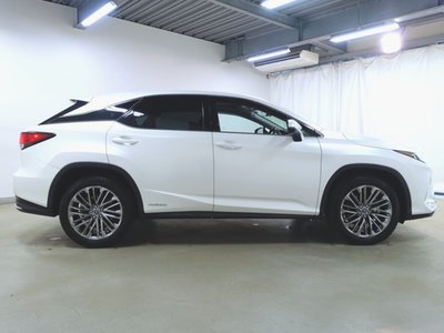 صورة 8 لـ 2022 Lexus RX