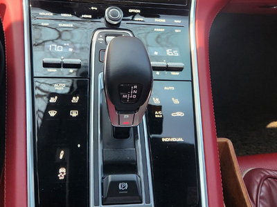 PORSCHE PANAMERA - 5