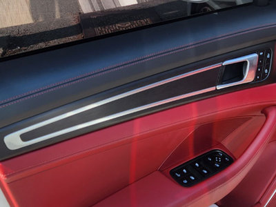 PORSCHE PANAMERA - 8