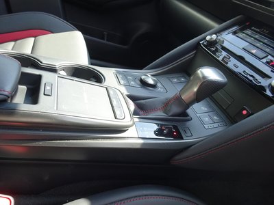 صورة مصغرة 44 لـ 2022 Lexus IS