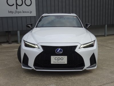 صورة مصغرة 14 لـ 2022 Lexus IS