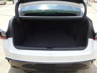 صورة مصغرة 50 لـ 2022 Lexus IS