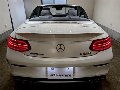 2017 Mercedes-BENZ C-CLASS photo 4
