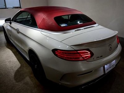 2017 Mercedes-BENZ C-CLASS photo 3