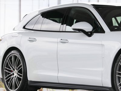 2018 Porsche PANAMERA — миниатюра 38