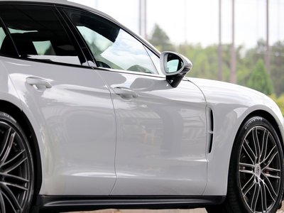 2018 Porsche PANAMERA — миниатюра 32
