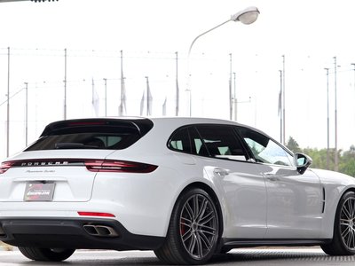 2018 Porsche PANAMERA — миниатюра 16
