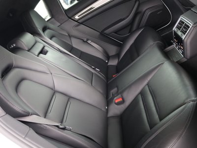 2018 Porsche PANAMERA — миниатюра 11