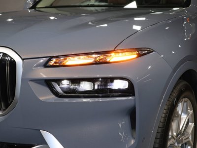 صورة مصغرة 44 لـ 2026 BMW X7