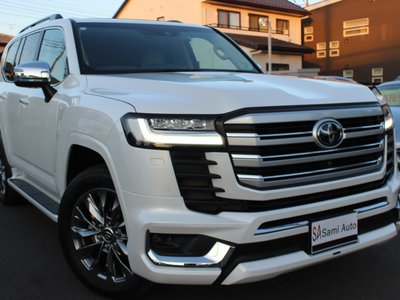 TOYOTA LAND CRUISER 300 - 1