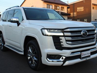 TOYOTA LAND CRUISER 300 - 3