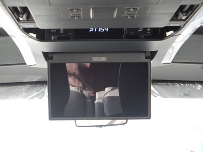 TOYOTA VELLFIRE - 10