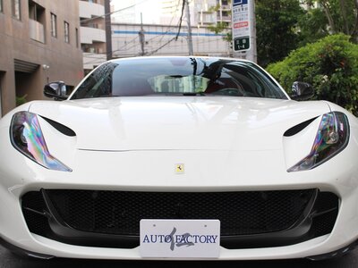 FERRARI 812 - 2
