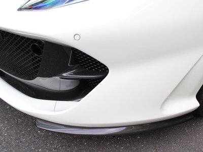 FERRARI 812 - 6