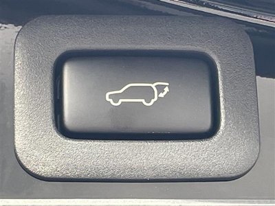 TOYOTA LAND CRUISER 200 - 8