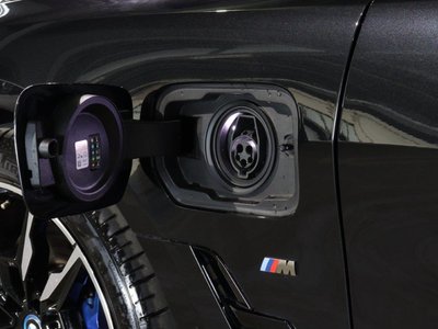BMW I4 - 7