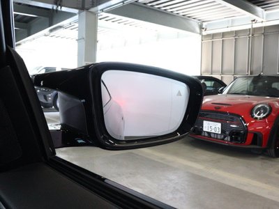 BMW I4 - 8