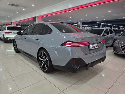 BMW 5 SERIES - 5