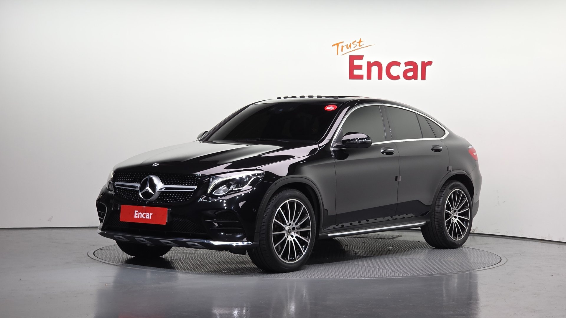 MERCEDES-BENZ GLC - View 1