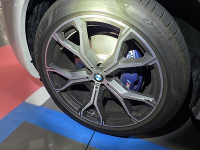 BMW X6 - 10