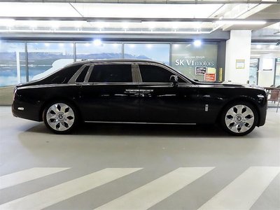 2024 ROLLS-ROYCE PHANTOM photo 2