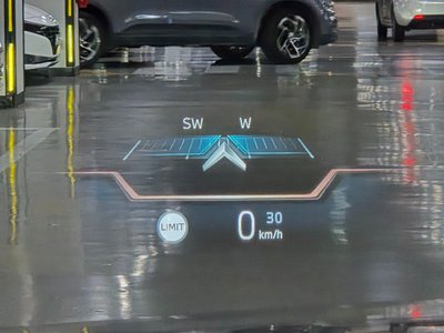 2023 BMW I7 — миниатюра 16
