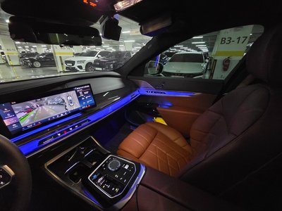 2023 BMW I7 — миниатюра 19