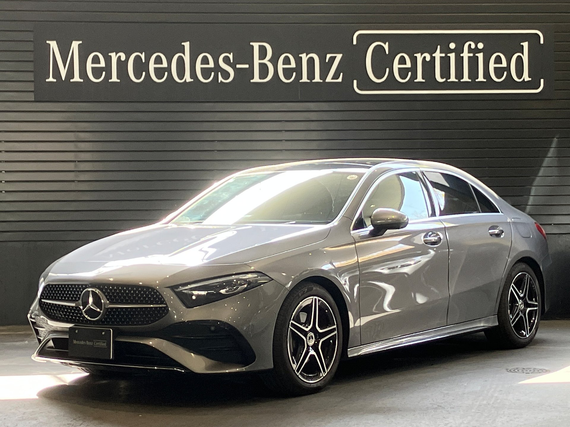 MERCEDES-BENZ A-CLASS - View 1