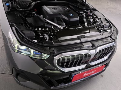 BMW 5 SERIES - 7