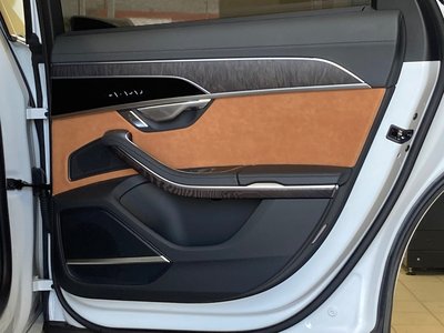 صورة مصغرة 41 لـ 2023 AUDI A8