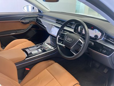 صورة مصغرة 17 لـ 2023 AUDI A8