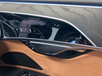 صورة مصغرة 39 لـ 2023 AUDI A8