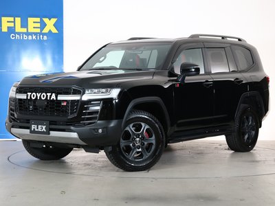 TOYOTA LAND CRUISER 300