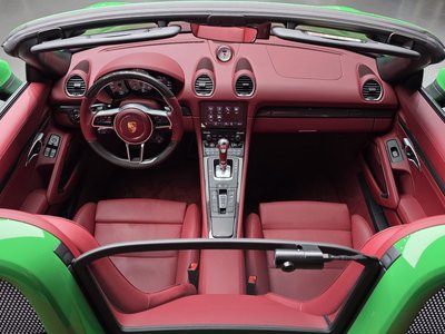 صورة 5 لـ 2023 Porsche 718