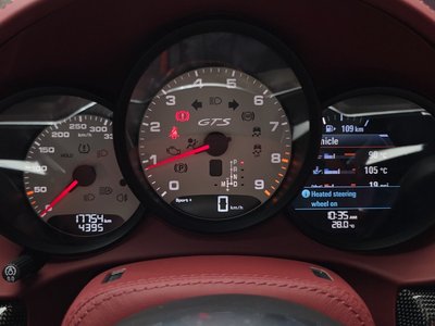 2023 Porsche 718 缩略图 11