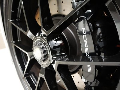 صورة مصغرة 79 لـ 2025 Porsche 911