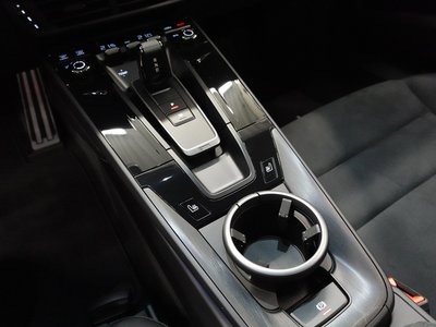 صورة مصغرة 45 لـ 2025 Porsche 911