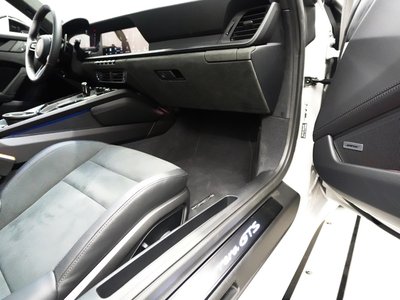 صورة مصغرة 15 لـ 2025 Porsche 911