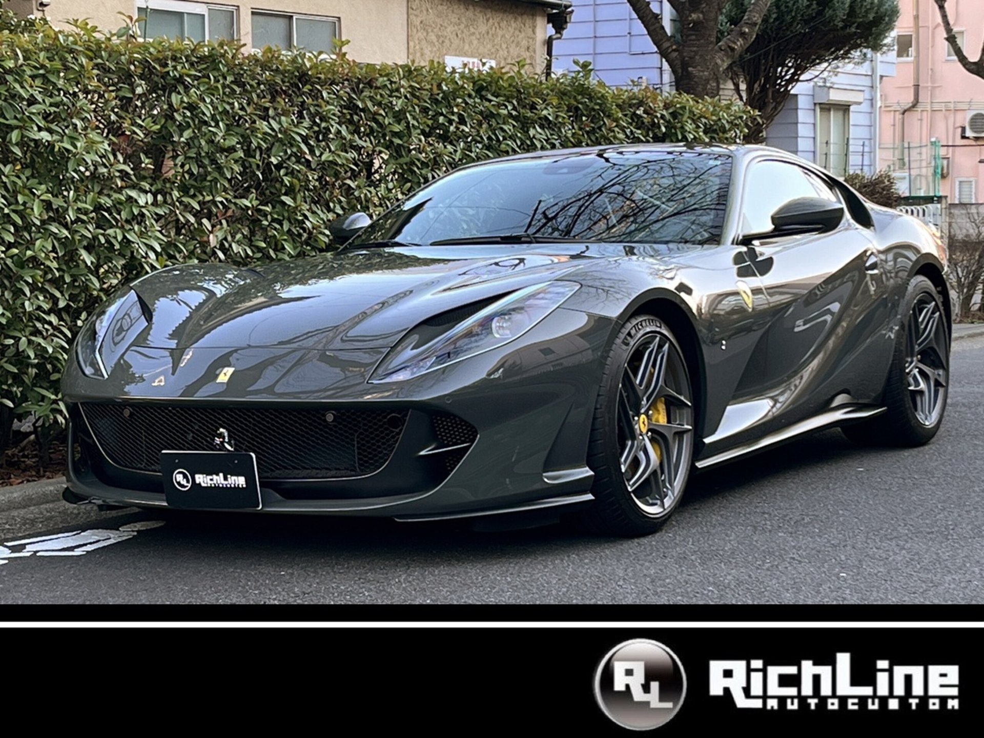 FERRARI 812 SUPERFAST - View 1