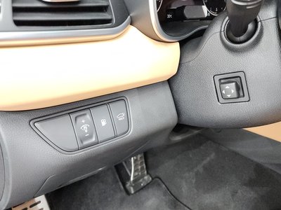 2020 Genesis THE NEW G70 缩略图 28