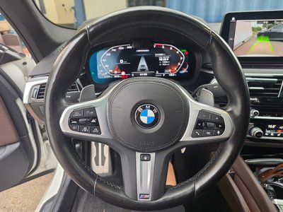 2022 BMW 5 SERIES — фото 8